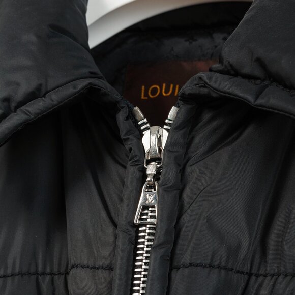 Louis Vuitton Black Belted Patch Goose-Feather-Fill Puffer Jacket - Picture 4 of 14
